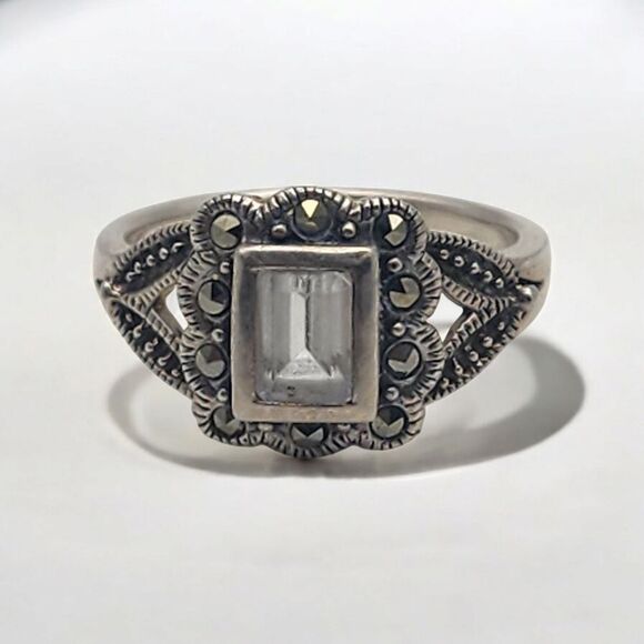 Sterling Silver Clear Quartz & Marcasite Ring (6.75) - Picture 1 of 9